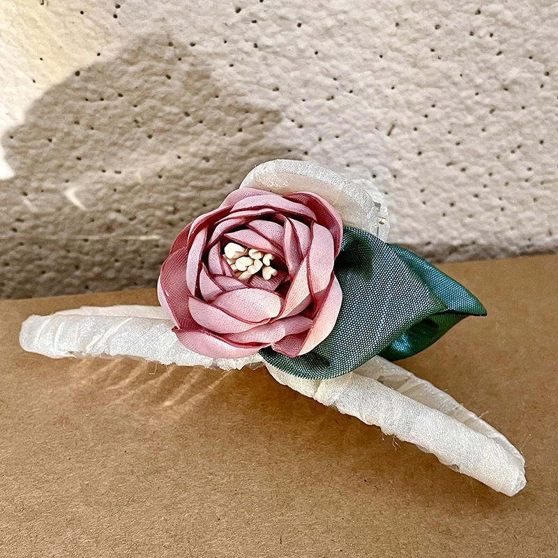 Camellia Fashion Flower Hair Claw Clip Women 2024 New Elegant Chic Duckbill Clip Hairpin Back shark Clips Rose Hair Accessories