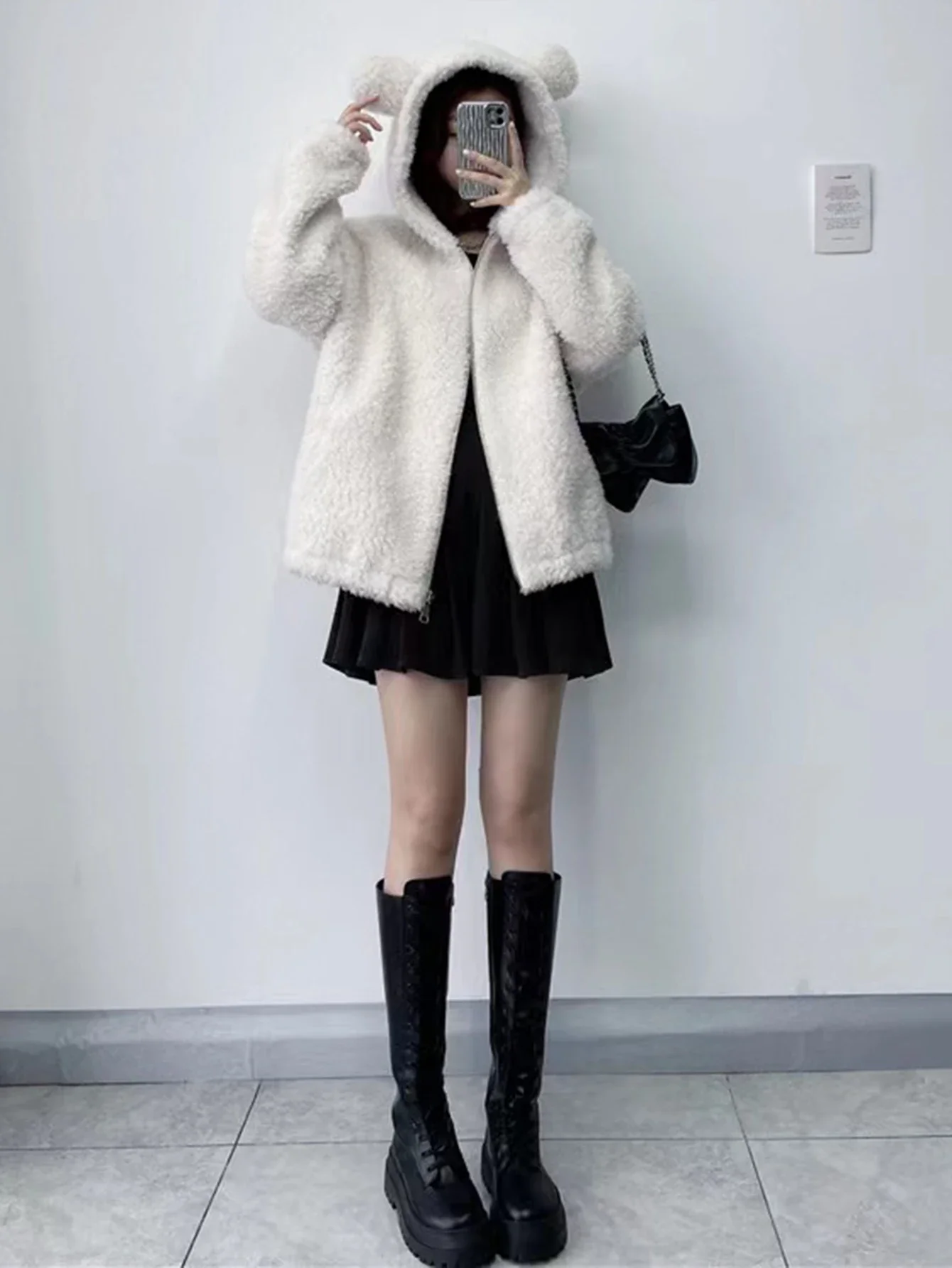 2023 Autumn Winter New Faux fur Wool jacket to keep warm and heavy sheepskin fur jacket fashion new warm thick hooded jacket