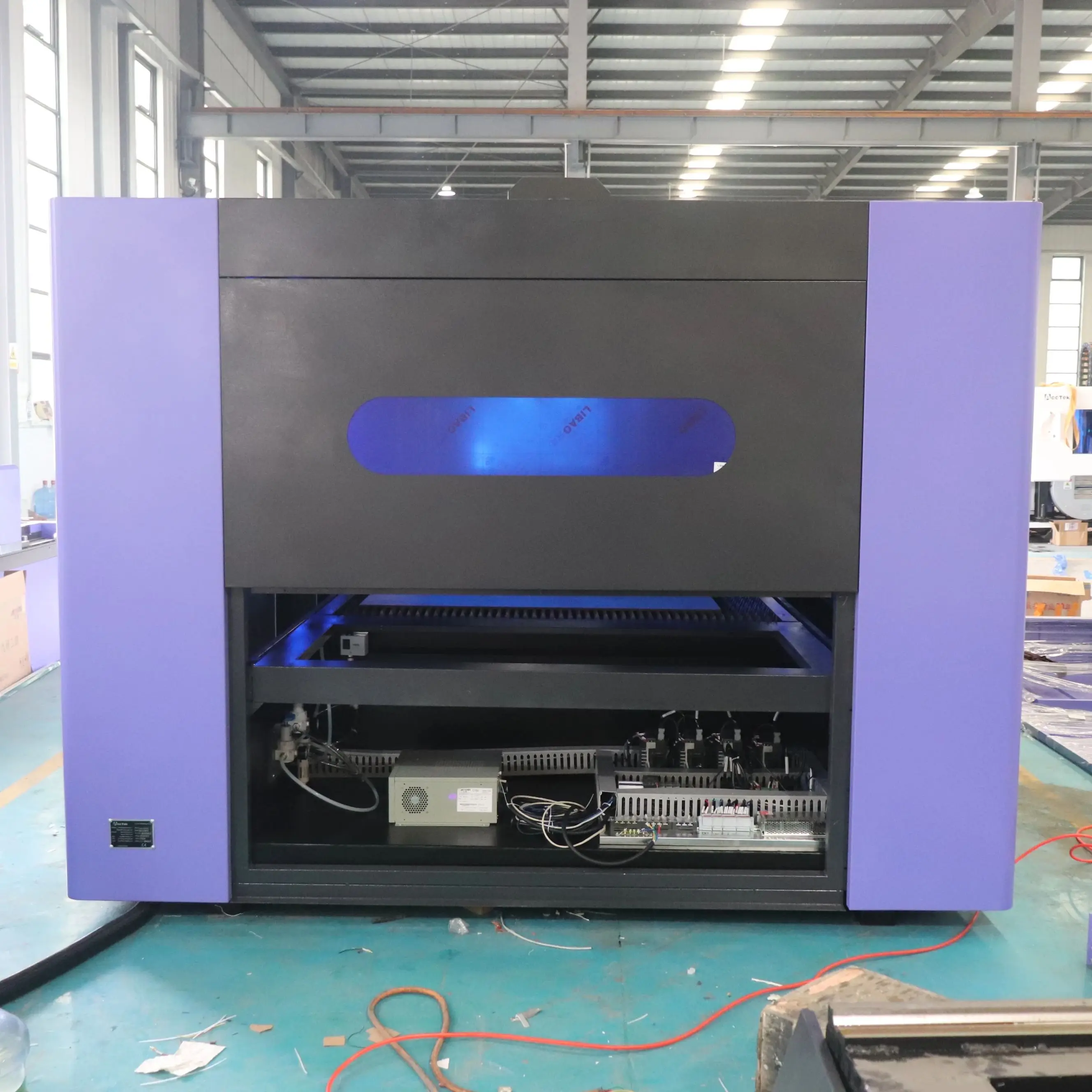 Affordable Economical 3015 Full Closed Fiber Laser Metal Cutting Machine 1500W 2000W 3000W 6000W for Steel Aluminum Sheet Plate