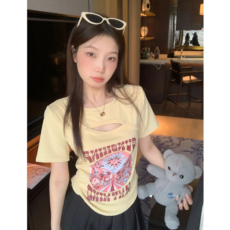 Women T Shirt Summer New Niche Print Short-sleeved Hollow Out Short Tops Students Cute Versatile Thin Tees Female
