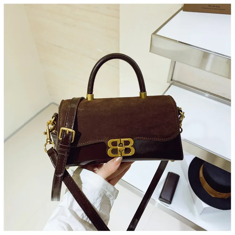 

2025 Women's Commuter Bag - Premium Matte Retro, Underarm/Shoulder, Fits Suits/Jeans