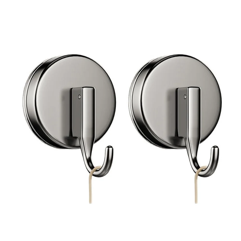2 Piece Suction Cup Hook for Wreaths Decorations and Accessories Designed for Reusable Damage-Free Mounting on Flat Surfaces