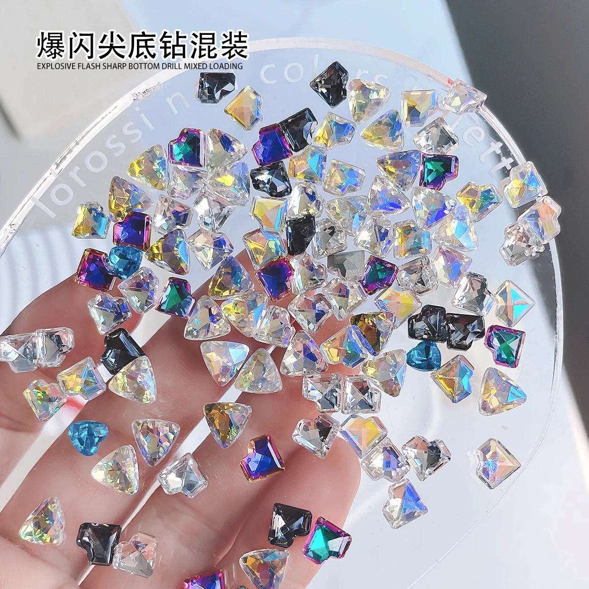 20 SZTUK Mieszane kolory 3D Crystal Love Heart Nail Art Rhinestone Charms Parts Diamond Akcesoria do manicure Paznokcie Dekoracje Materiały eksploatacyjne
