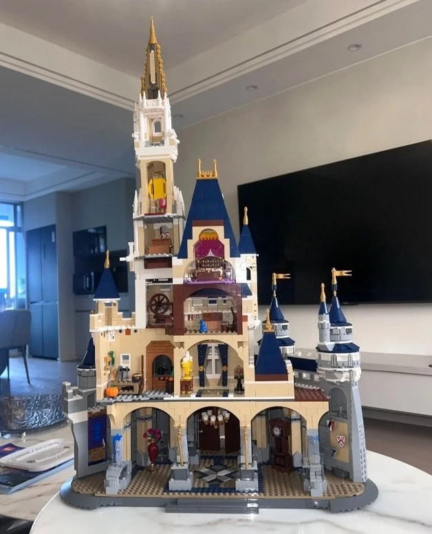 MINISO Magic World Castle 71040 ensembles de blocs de construction adaptés aux cadeaux de noël non compatibles avec les particules Legoed