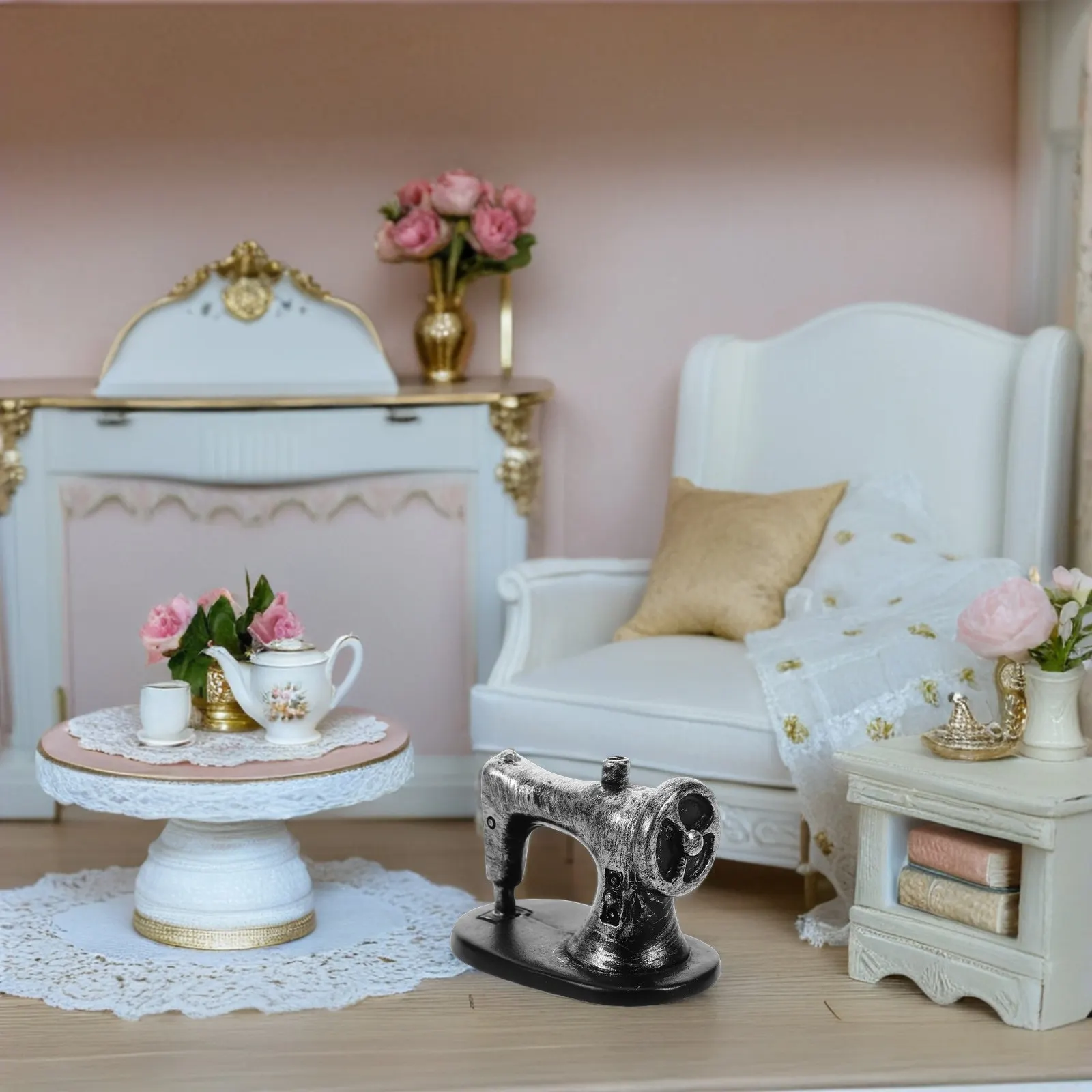 Realistic Vintage Miniature Sewing Machine Dollhouse Furniture Set for Micro Landscape Decoration Sewing Centerpiece Fine