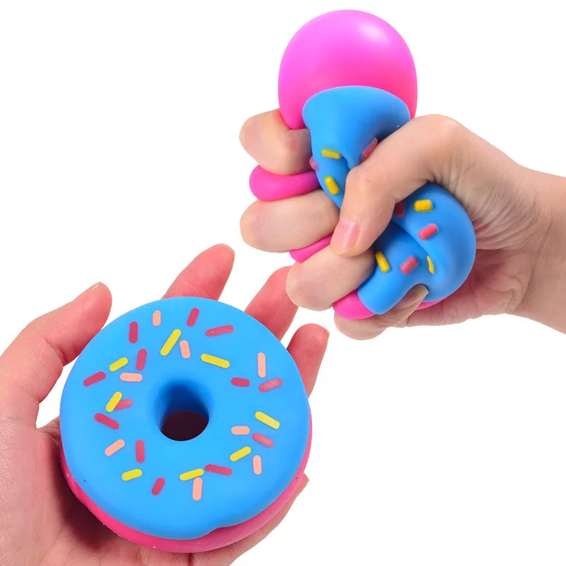 Auf Lager: Needoh Donut TPR Squishy Fidget Toy – Weiches Quetsch-Spielzeug zur Stresslinderung, sensorisches Spielzeug, Sammlerstück für Erwachsene, Überraschungsgeschenk