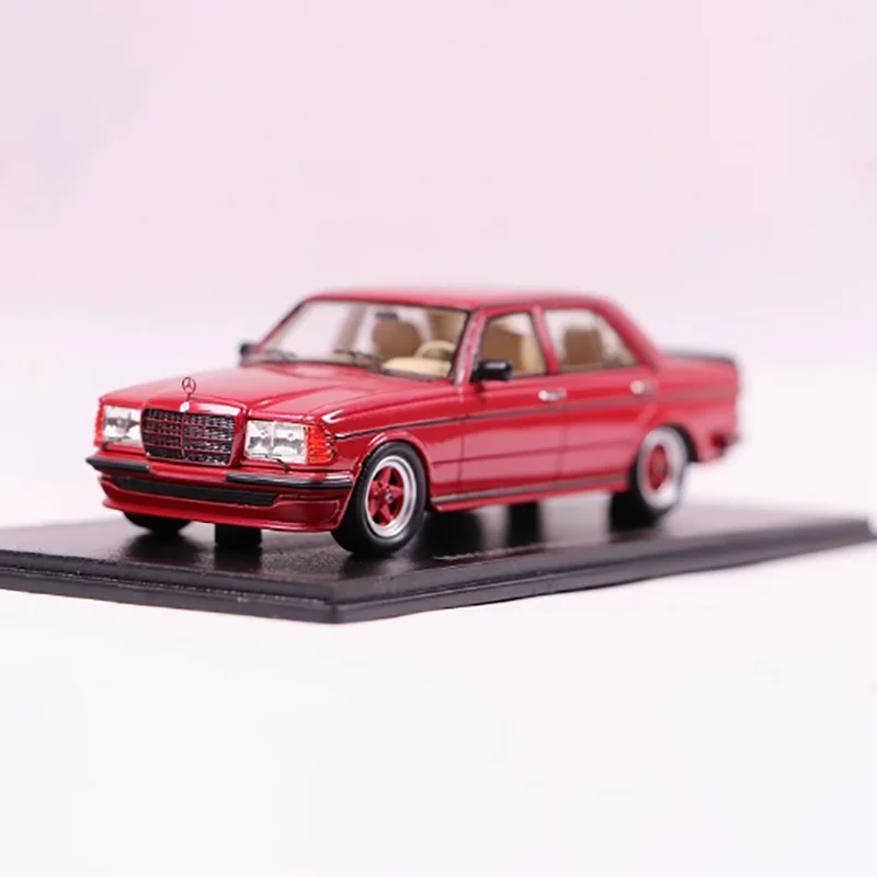 

1:43 Scale 280 E W123 1980 Resin Classic Car Model Finished Product Garage Kit Simulation Toy Collection Static Model