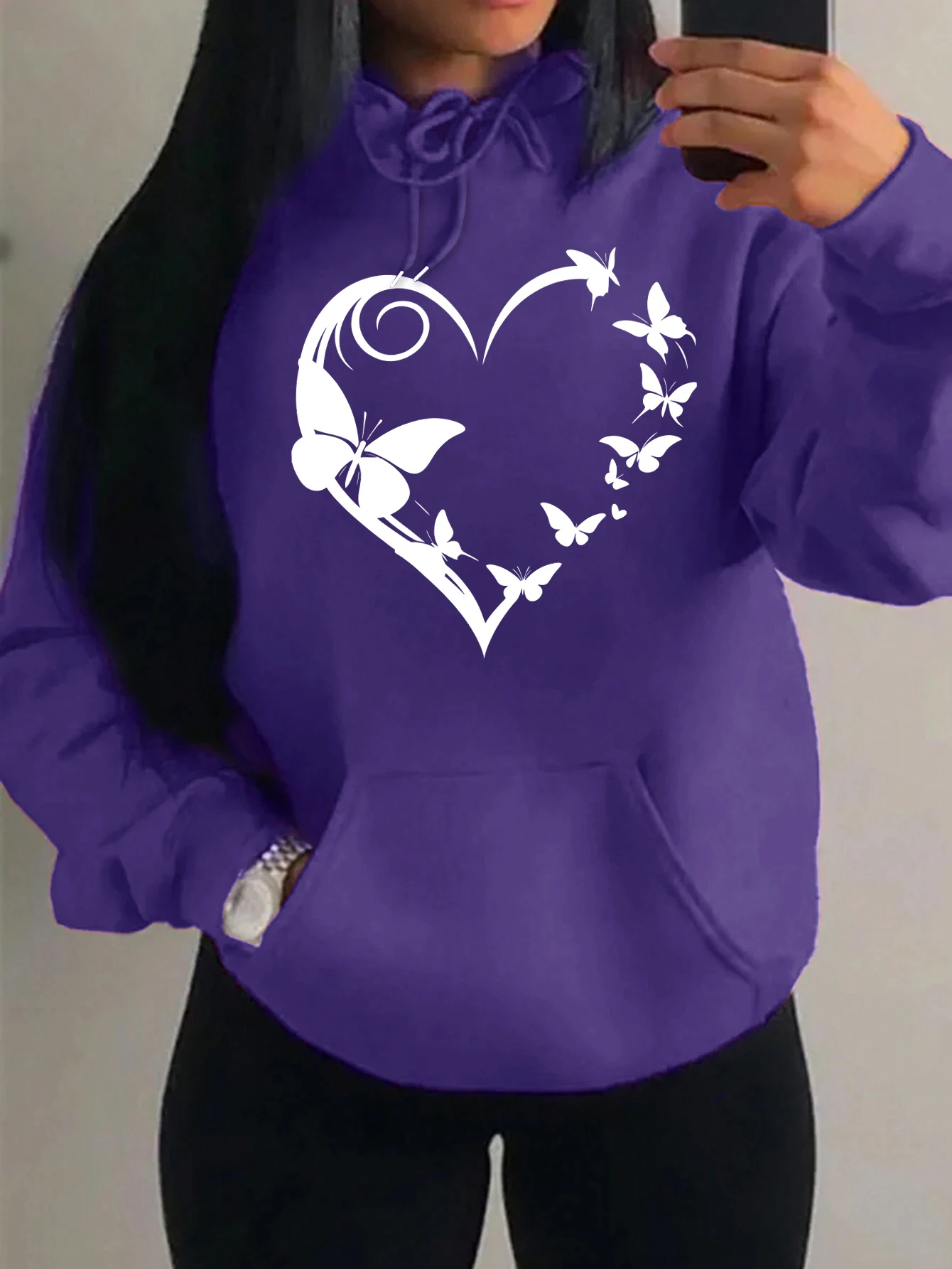 

Женская толстовка с принтом бабочки и сердца, свободного кроя, с карманами, уютная флисовая толстовка, универсальная, мягкая, для осеннего уличного стиля