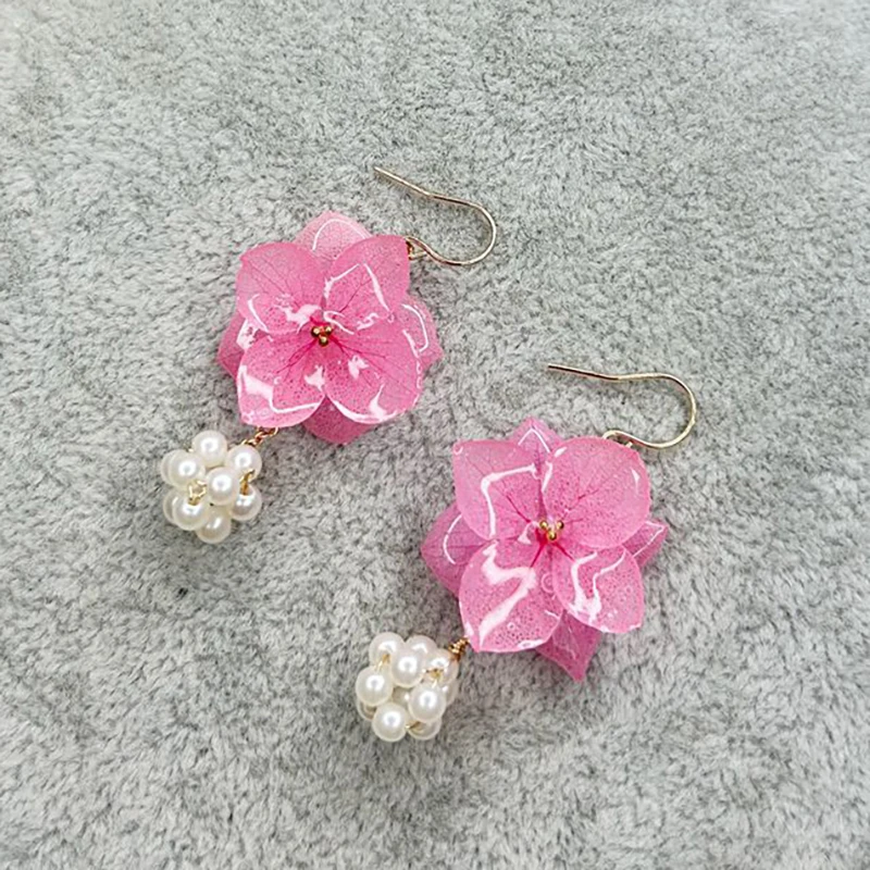 

Unique Hydrangeas Flower Natural Earring Elegant Pressed Flower Earrings Epoxy Resin Pink Flowers Earring Statement Jewelry New