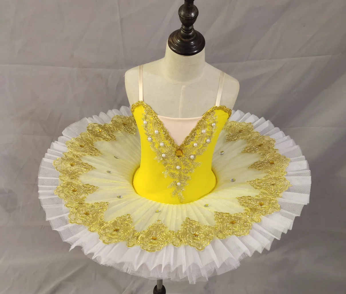 子供のための白鳥の湖のバレエチュチュスカート,ベリーダンスの衣装,女の子のためのバレリーナパーティーの衣装,新しいスタイル