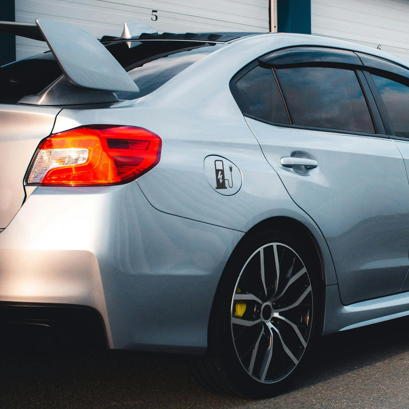 غطاء الزيت التسمية ملصق مقاوم للماء شحن تذكير مائي ل مركبة كهربية سيارة وقوف السيارات تسجيل شحن السيارات ملصق الشارات ل