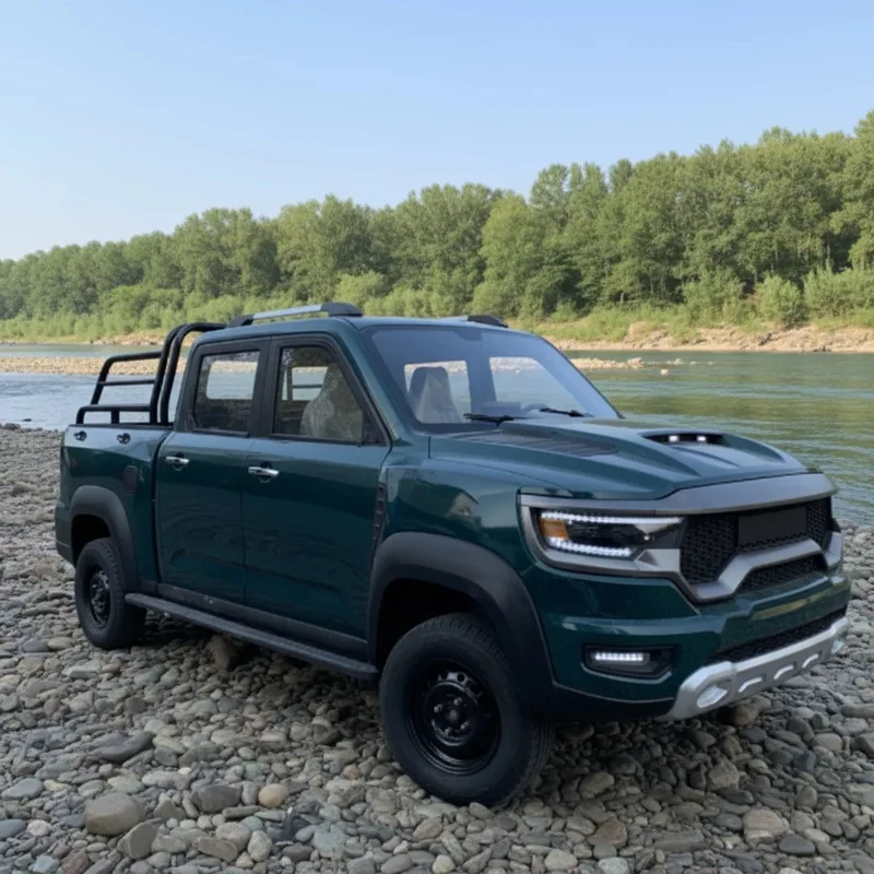 No Driving License Required 3500W-5000W Motor Custom Color Pickup Truck 400km-500km Range Fishing Camping Leisure