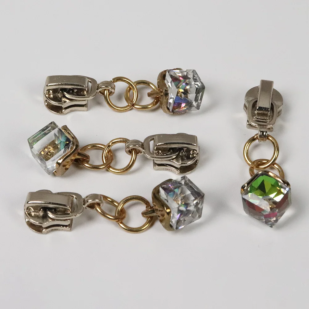 4PCS No.3 Auto Lock Zipper Pulls Mix Colors  Metal Zipper Sliders Replacement for Nylon Zippers on Bags, Jackets, Clothes, DIY