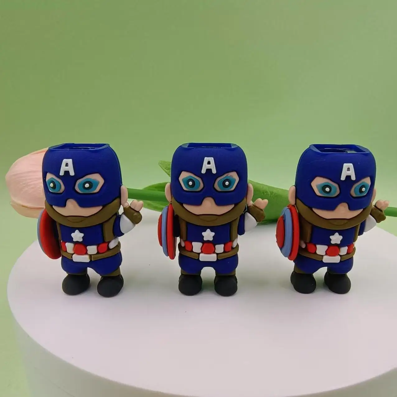 1/3 قطعة ألعاب أنيمي مارفل البلاستيكية لينة الكرتون الدمى براية أقلام بطل السوبر سبايدرمان مبراة الاطفال لوازم مكتبية مدرسية