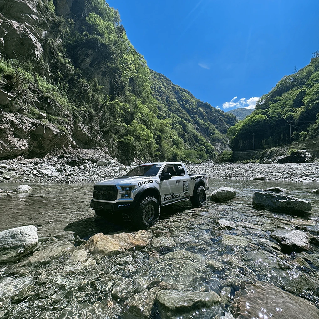 Samochód zdalnie sterowany 1/8 KM Simulation F150 Pickup Truck RTR 2.4GHz 1:8 Elektryczny Crawler Terenowy Pojazd Zabawka dla Dorosłych i Dzieci