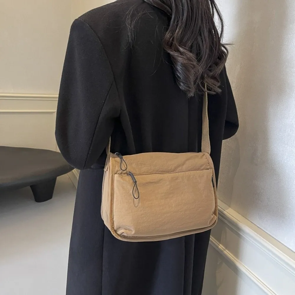 

Fashion Lightweight Crossbody Bag Large Capacity Multi-Pocket Tote Bag Waterproof Handbag Casual Use
