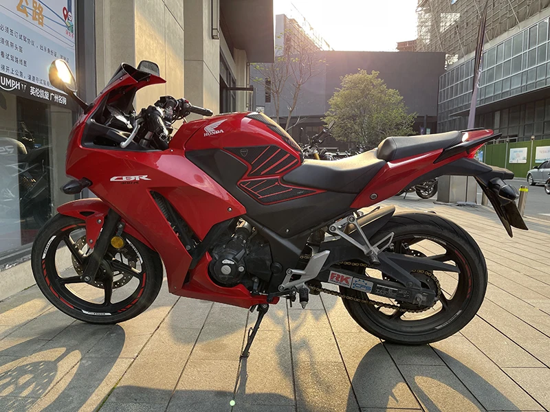 

For Honda CBR300R Motorcycle Tank Pad Protector Sticker Decal Gas Knee Grip Tank Traction Pad Side new model High quality
