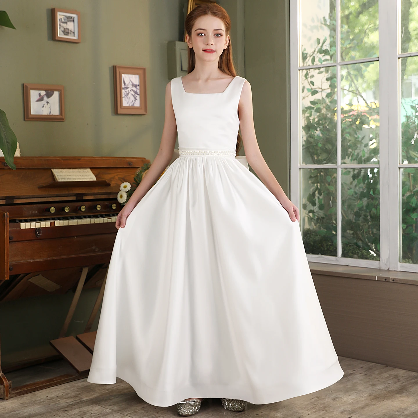 

Girls White Sleeveless Wide Shoulder Strap Waist Beaded Teen Dress Wedding Dress Evening Dress Princess Dress Birthday / Custom