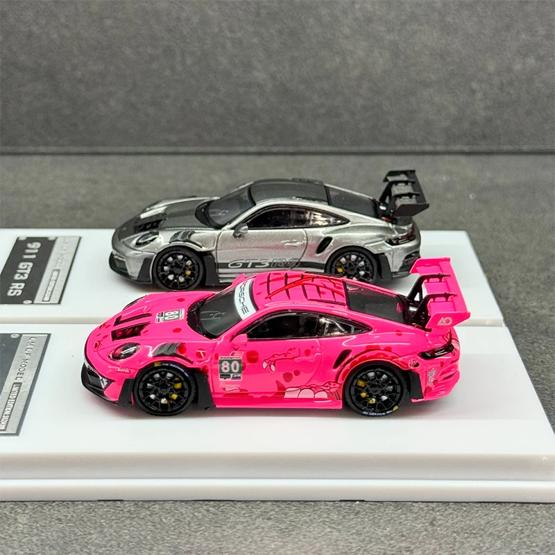 Diecast 1:64 Scale Alloy Simulation 911 992 GT3 RS Classic Sedan Toy Car Model Scene Display Children's Toy Collection Souvenirs