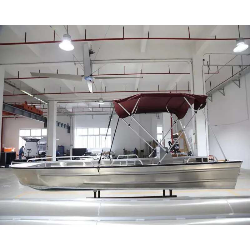 Customized Basic 5.8m Aluminium Fishing Boat With Center Console Sport Leisure Rowing Boat for Sale Surfing Manufactured