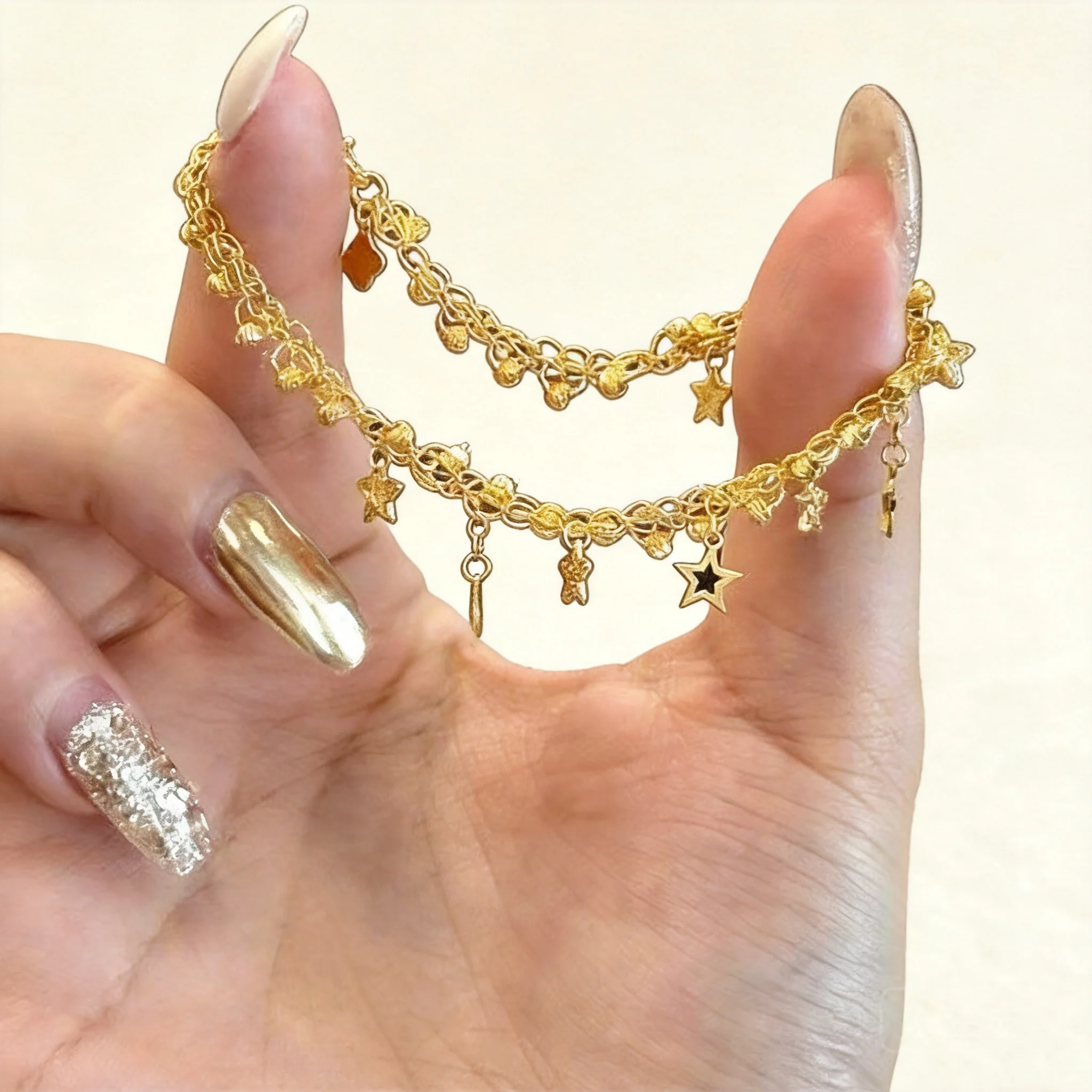 pulsera-de-dos-capas-dorada-con-diseno-chino-de-atrapasuenos-y-estrellas-brillantes-joyeria-para-mujer-para-fiestas