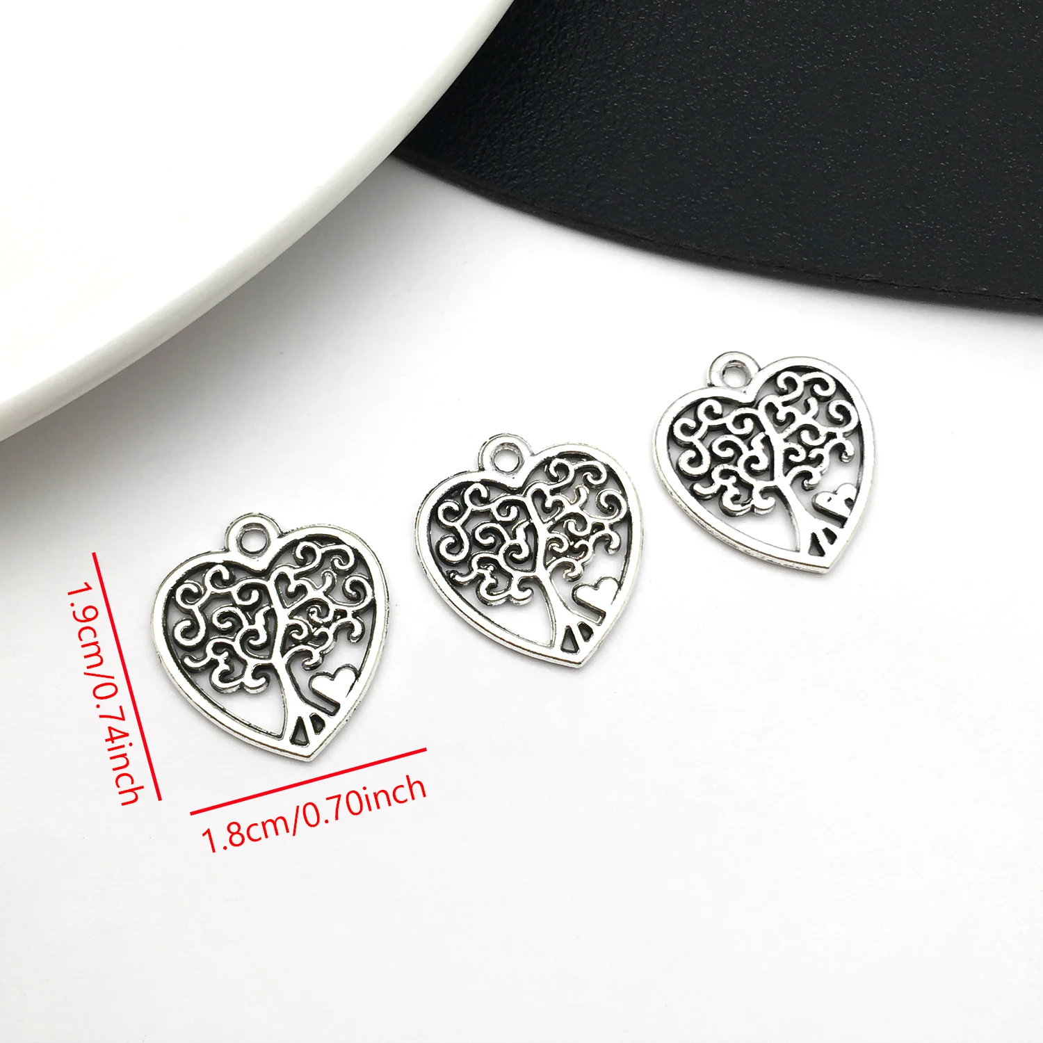 20/50pcs/lot Antique Silvery Alloy Heart Life Tree Charms Pendants For DIY Jewelry Making Findings Handmade Accessories(18x19mm）