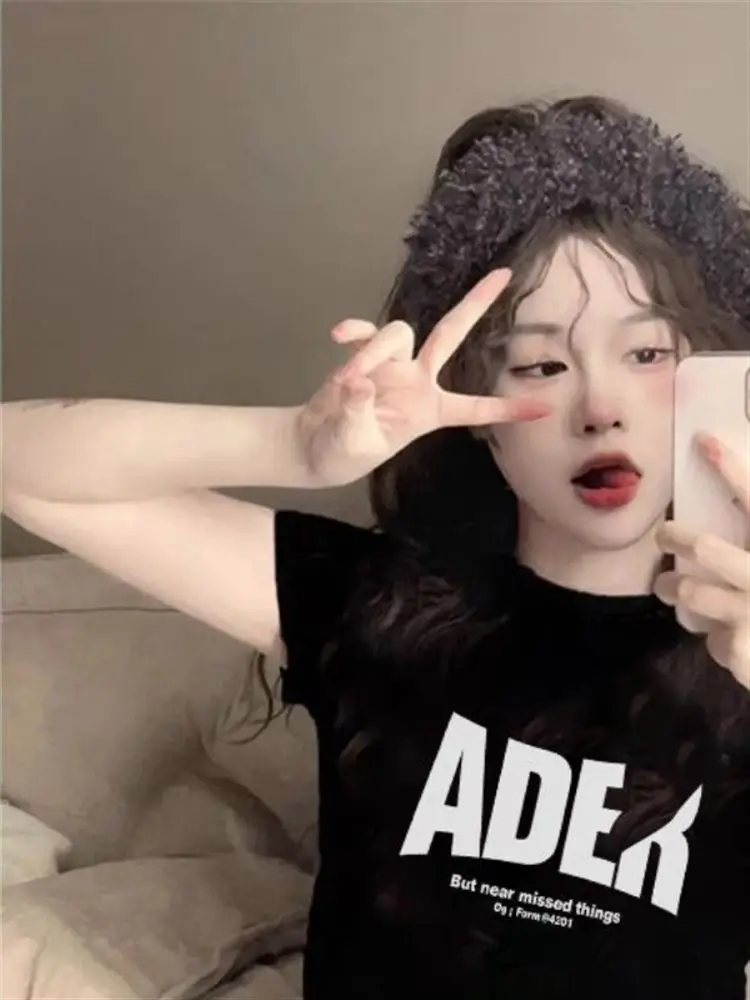 Doce e picante ort sve ort camiseta feminina verão 2024 fino ajuste na moda versátil oulder nível topo ins sle algodão