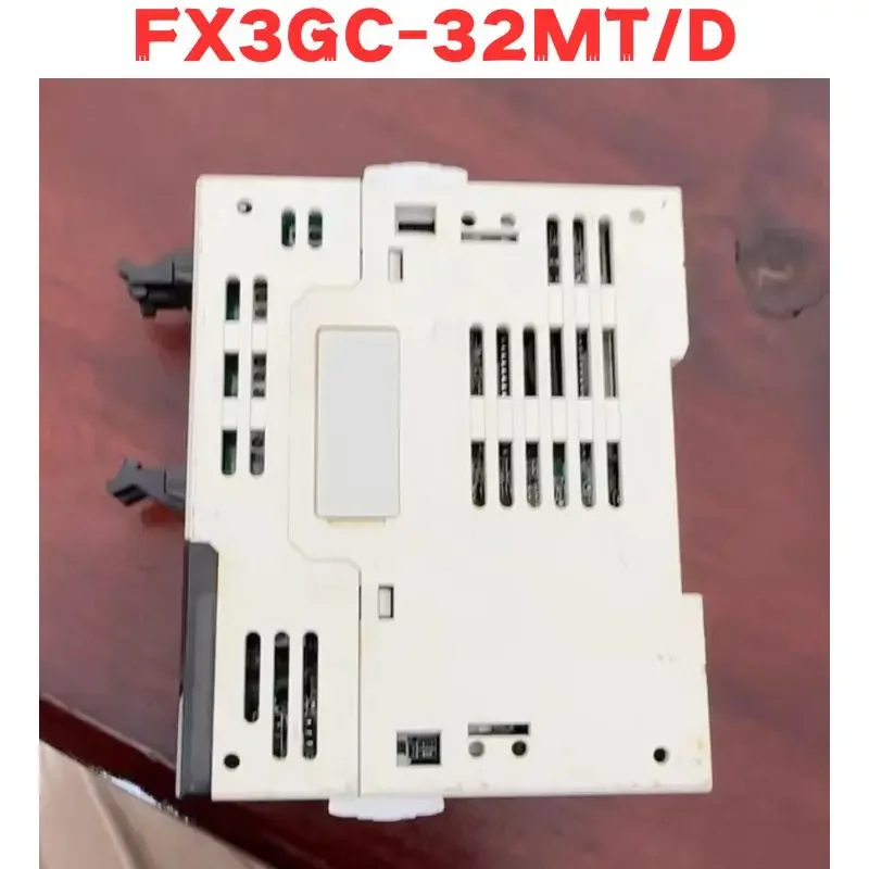 Second-hand FX3GC-32MT/D FX3GC 32MT D PLC Tested OK