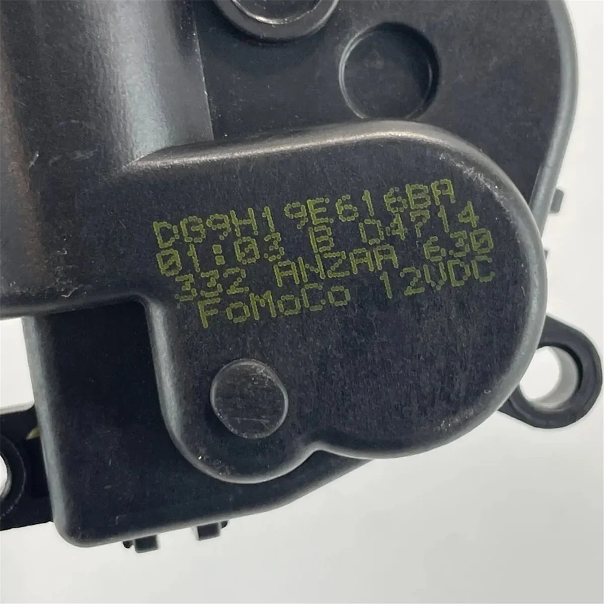 Actuador de motor de aleta de calentador HVAC para Ford Fusion 2013-2018