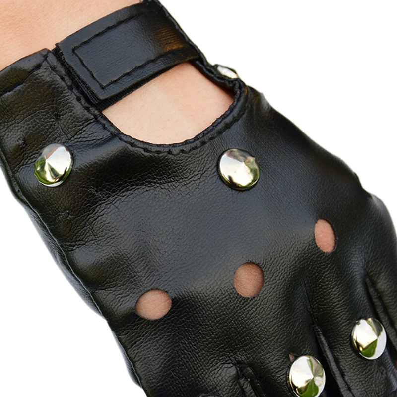 Hot Sale Street Dance Half-Finger Leather Gloves Black Studded Performance Gloves Fingerless Short Gloves