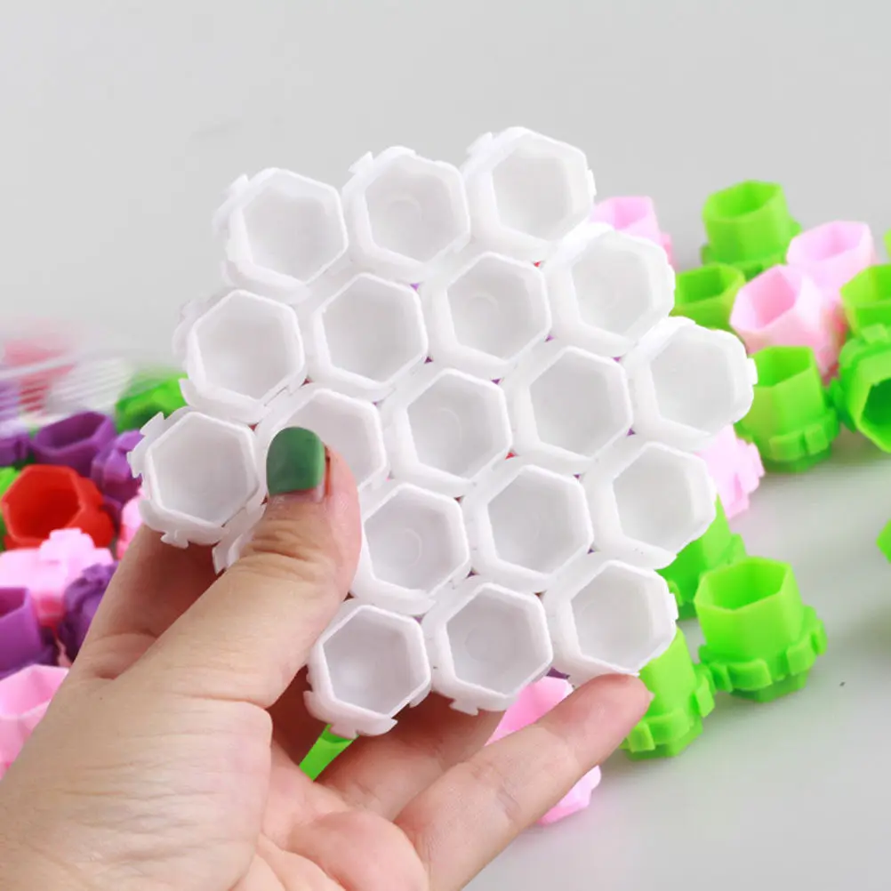 200 coupelles à encre de tatouage en nid d'abeille, en plastique robuste de qualité supérieure, empilables et autoportantes, pour artistes, couleur blanche