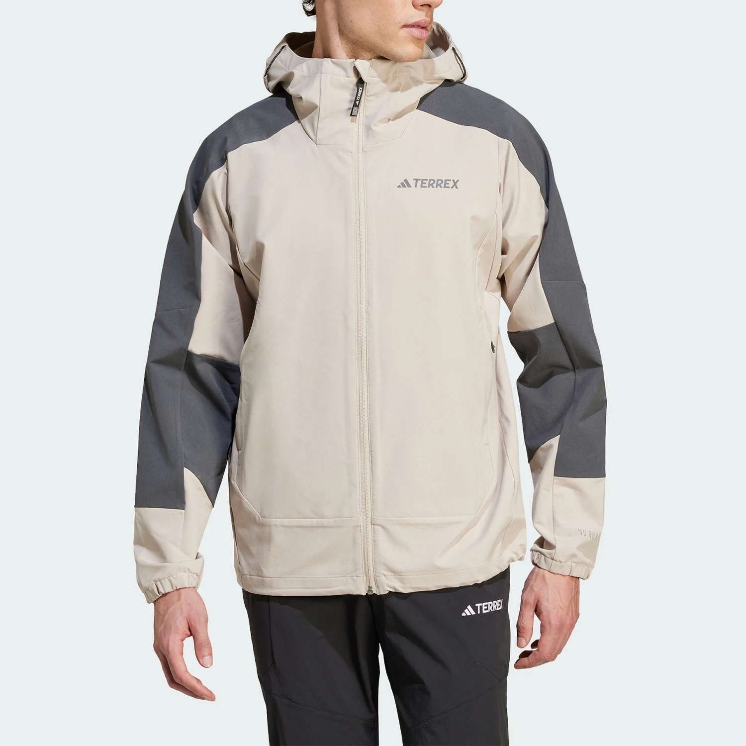 

Adidas genuine TERREX Outdoor Men's Sports Hooded Jacket JI5934