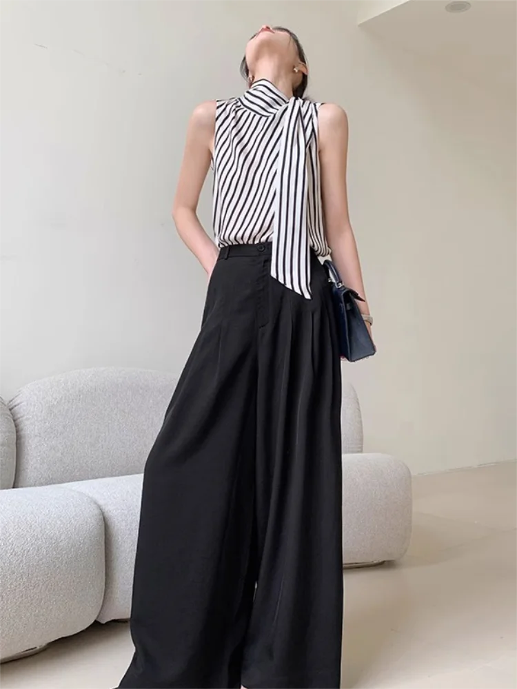 قميص بدون أكمام مخطط فرنسي أنيق للنساء صيفي بتصميم جديد وياقة متدفقة وقميص نحيف للسيدات في المكتب