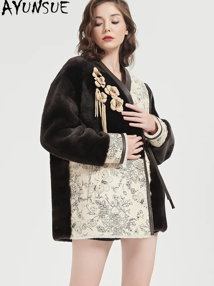 AYUNSUE Naturalny płaszcz ze skóry owczej damski zimowy średniej długości kurtka ze skóry naturalnej damska wiązana kwiatem nowość w płaszczach 2025