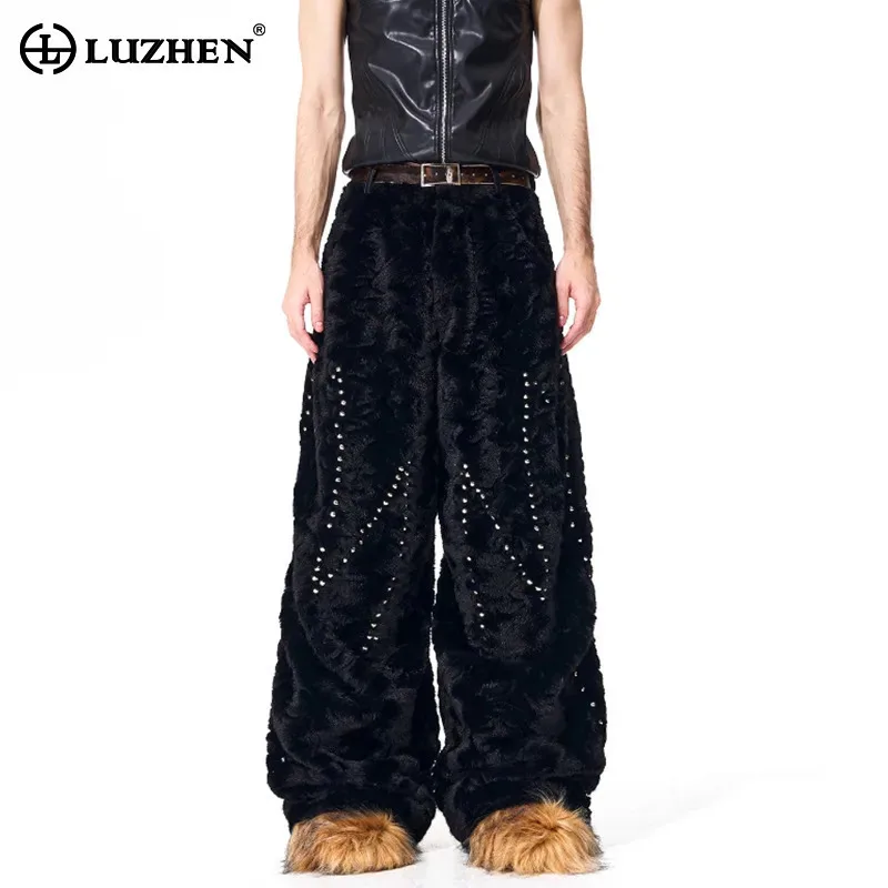 LUZHEN 2025 Winter New Original Streetwear Men's Fashion Niche Rivet Metal Decorate Loose Straight Male Casual Trousers JY4868