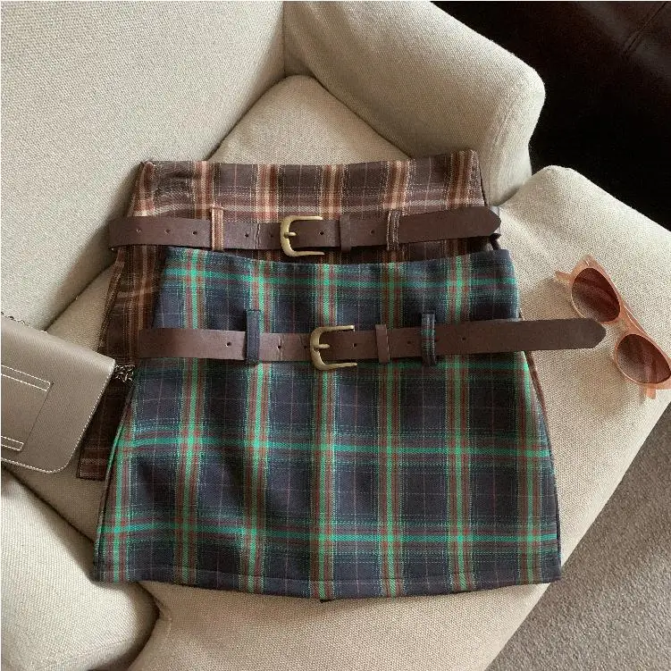 2024 Autumn/Winter New Retro Checkered Half length Skirt, Short Skirt, A-line Skirt