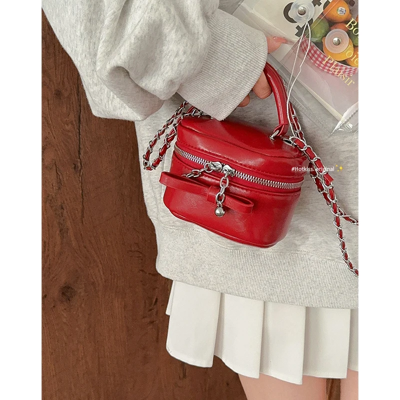 Elegant Bow Handbag Women New Mini Chain Versatile Crossbody Bag Lady Fashionable Lipstick Bag Red Glossy Surface Party Bag