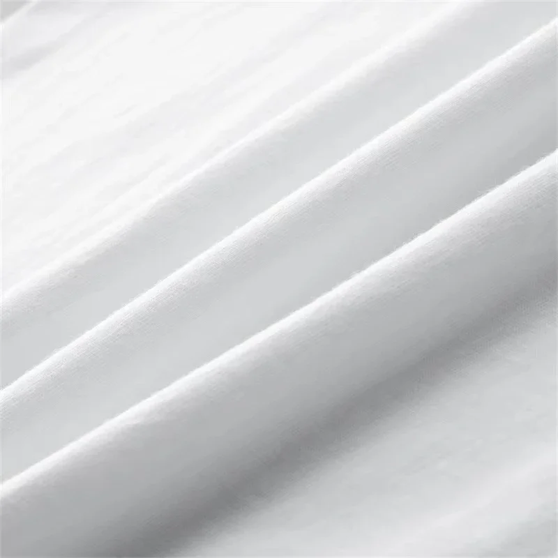 La maglietta a maniche corte con stampa a lettere è casual e adatta per l'uso quotidiano sia da uomo che da donna in estate autunno e inverno