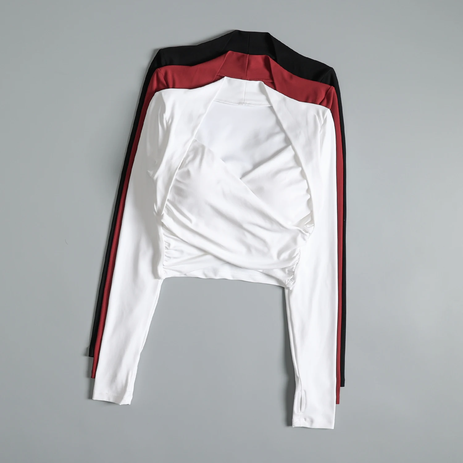 

Good-looking fitness long-sleeved women's autumn and winter tight slimming running sports tops with chest pads Pilates yoga