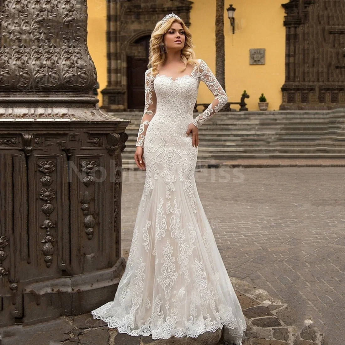 

New Arrival Court Train Wedding Dress O-Neck Trumpet Mermaid Bridal Gown with Appliques