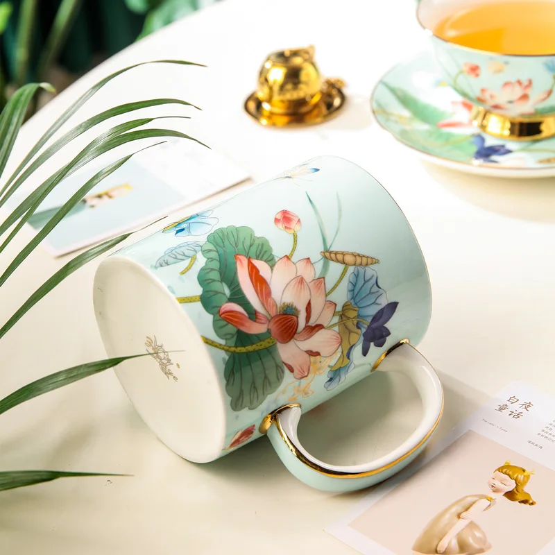 Lotus High-end Creative Bone China Coffee Cups Trend Personality Ceramic Mug Large Capacity Water Cup Wedding Gift Cup Set