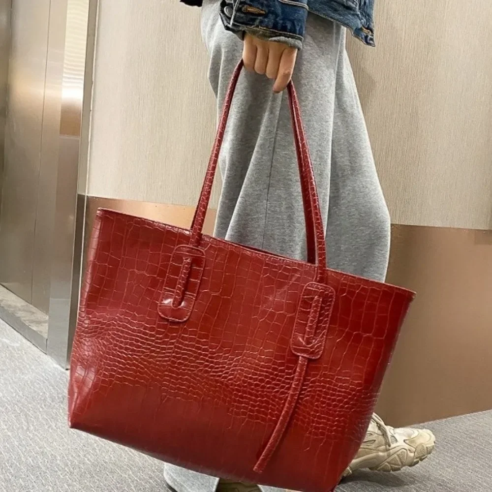 

PU Leather Women's Tote Bag Large Capacity Multi-pocket Shoulder Bag Multipurpose Versatile Design Handbags Dating Outings