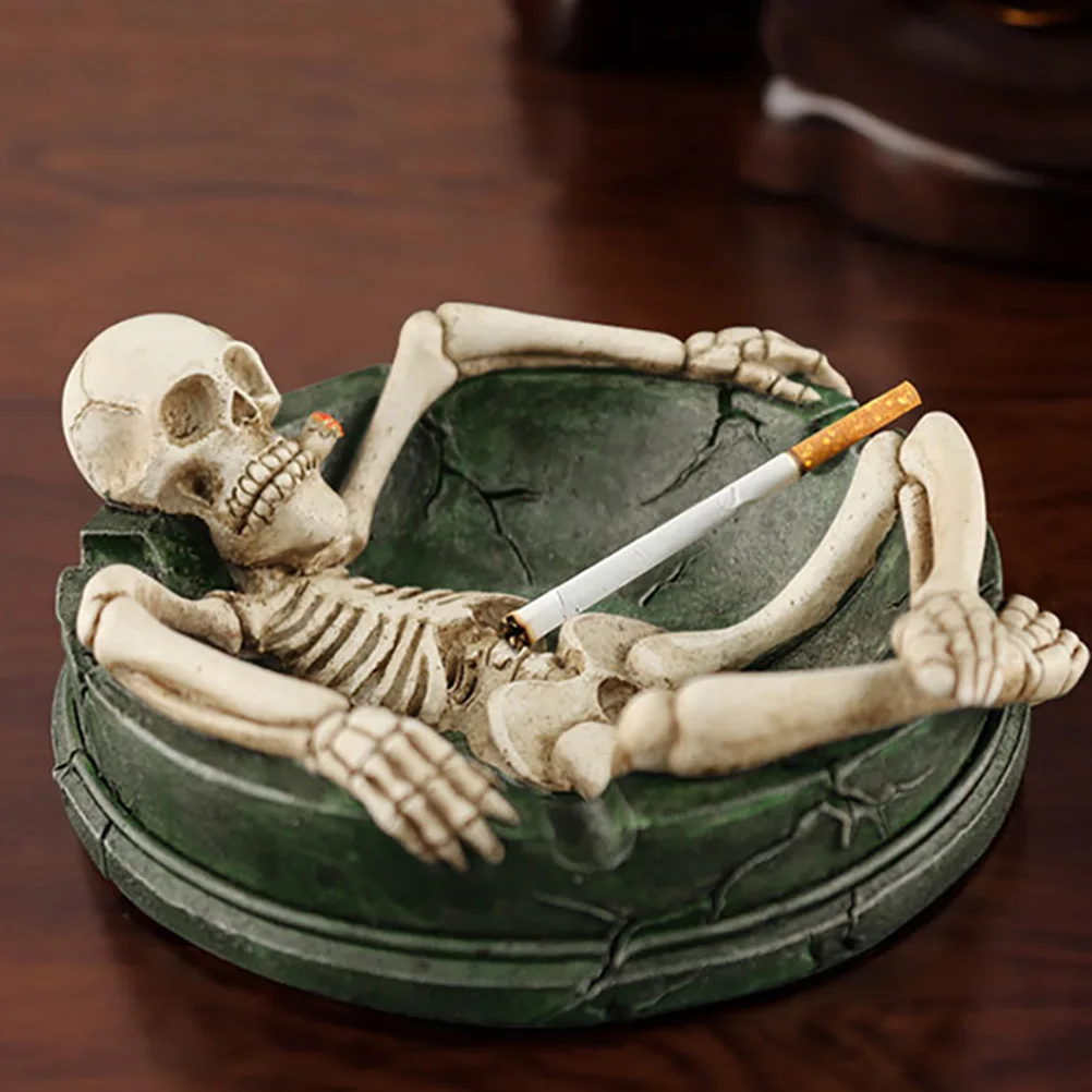 

Skull Ashtray Resin Creative Smoke Holder Safe Reliable Office Home Gift Novel Cigarette Holder Unique Modeling Ash Tray Small
