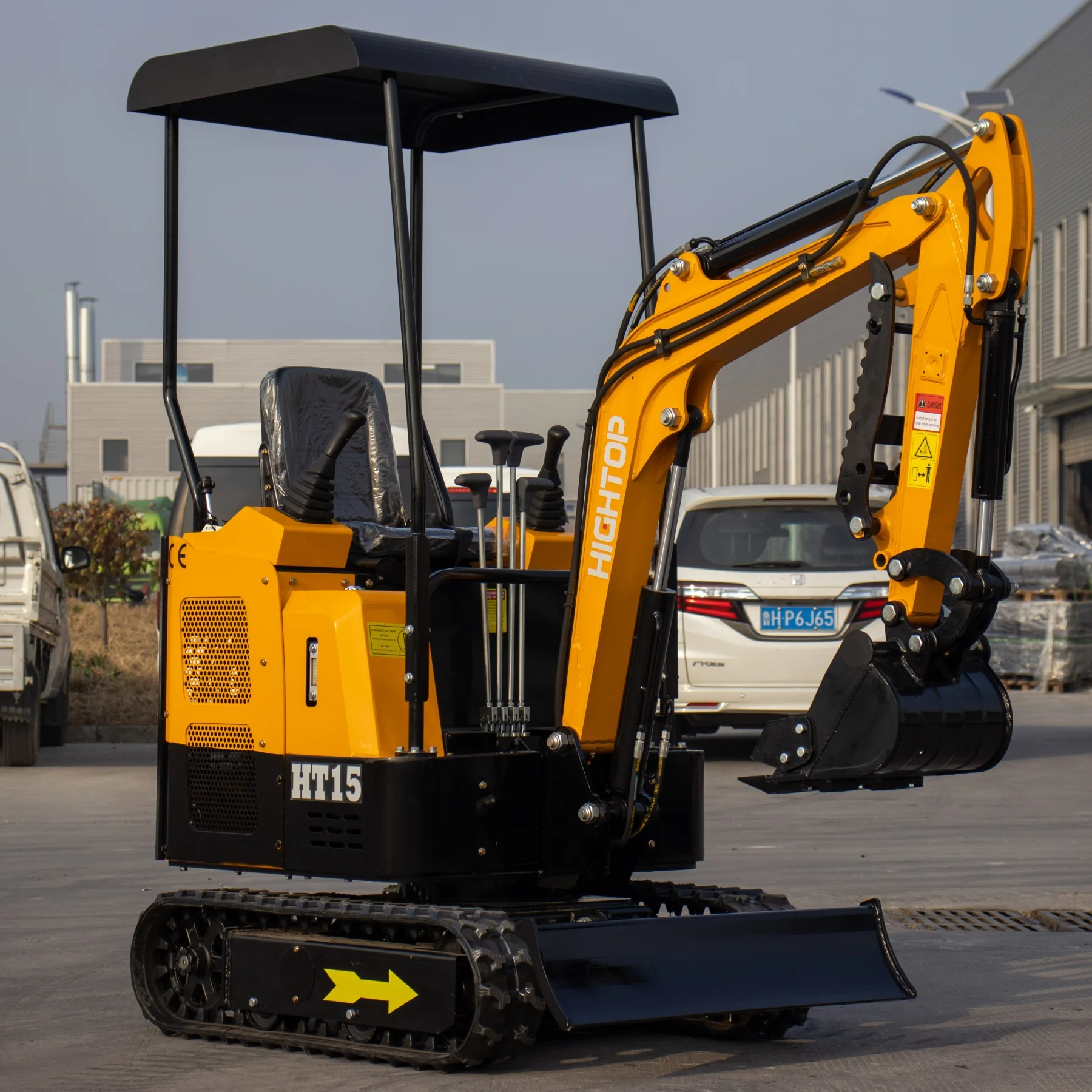 Hot-selling excavators in Europe and the United States HIGHTOP HT15 excavators 1500kg 1.5 Ton mini excavator with EPA