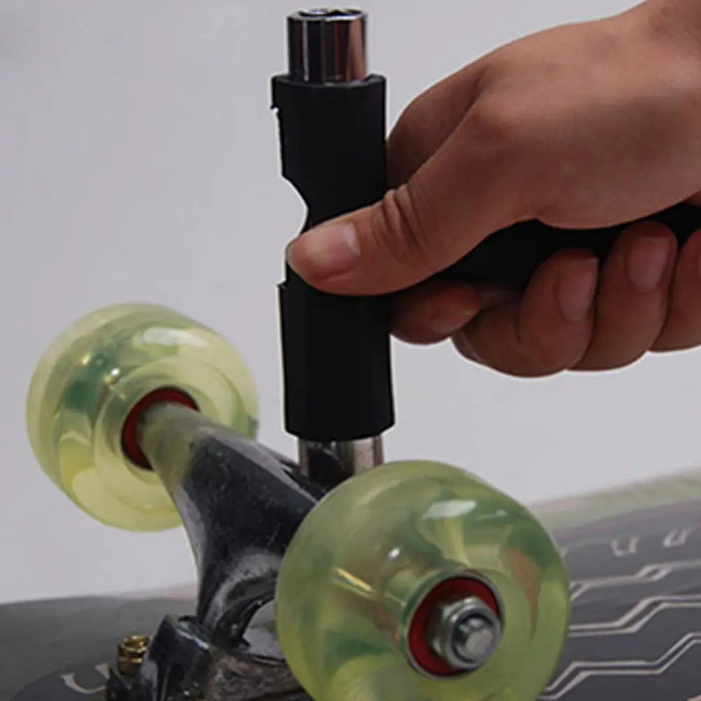 

4 pcs All-In-One Skateboard Tool T-Handle Multi-Function Portable Skate Tools For Wheels Bearings Trucks Durable Plastic Steel