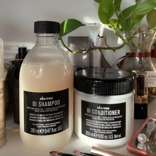 Champú en Spray Acondicionador de Leche DavinesOI, Tratamiento Hidratante sin Enjuague para Control del Frizz, para Cabello Seco, Dañado y Teñido