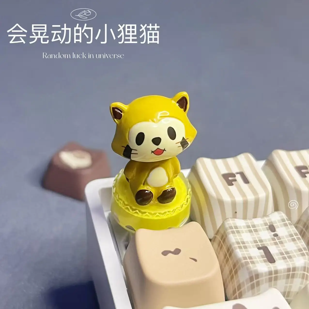 Picture 4: Cute and super cute shaking little fox keycaps yellow punk games mechanical keyboards cartoon anime creative keycaps