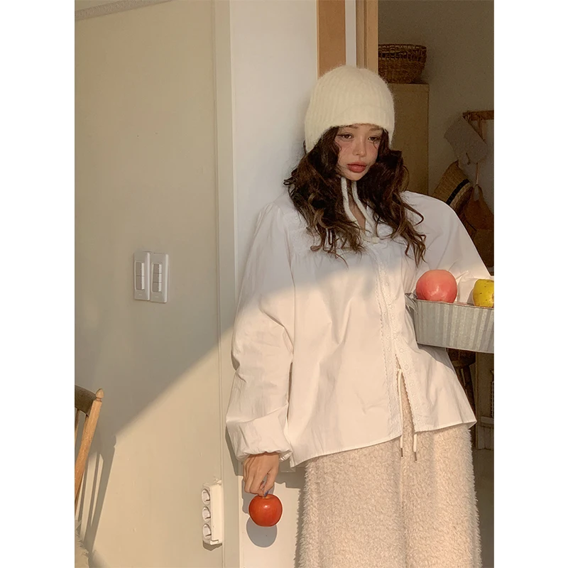 

Винтажные белые кружевные рубашки MEXZT для женщин: элегантные блузки с V-образным вырезом и длинными рукавами-фонариками, летние офисные повседневные топы в корейском стиле свободного кроя