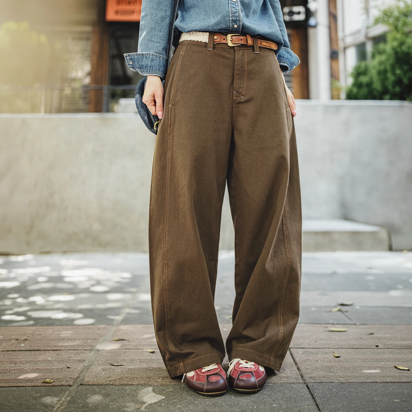 Maden Women's Vintage Brown Cotton Wide Leg Pants Curved Loose Fit Straight Trousers Vintage Retro Casual Streetwear Daily Wear