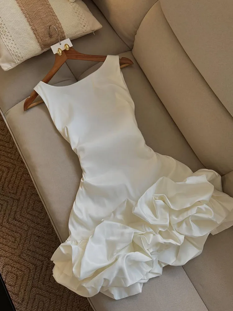 Summer elegant white slim dress vintage French Hepburn style